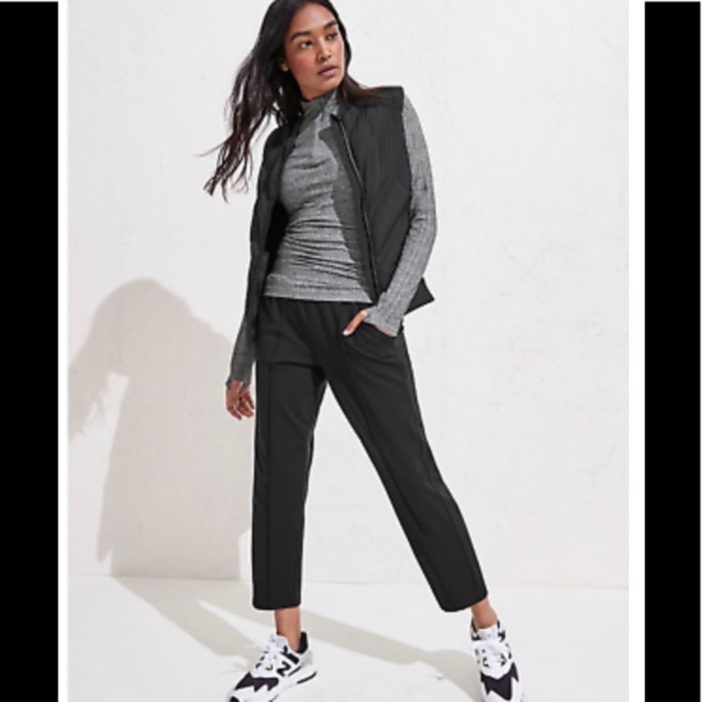 ✨Athleta Venice Pintuck Pant